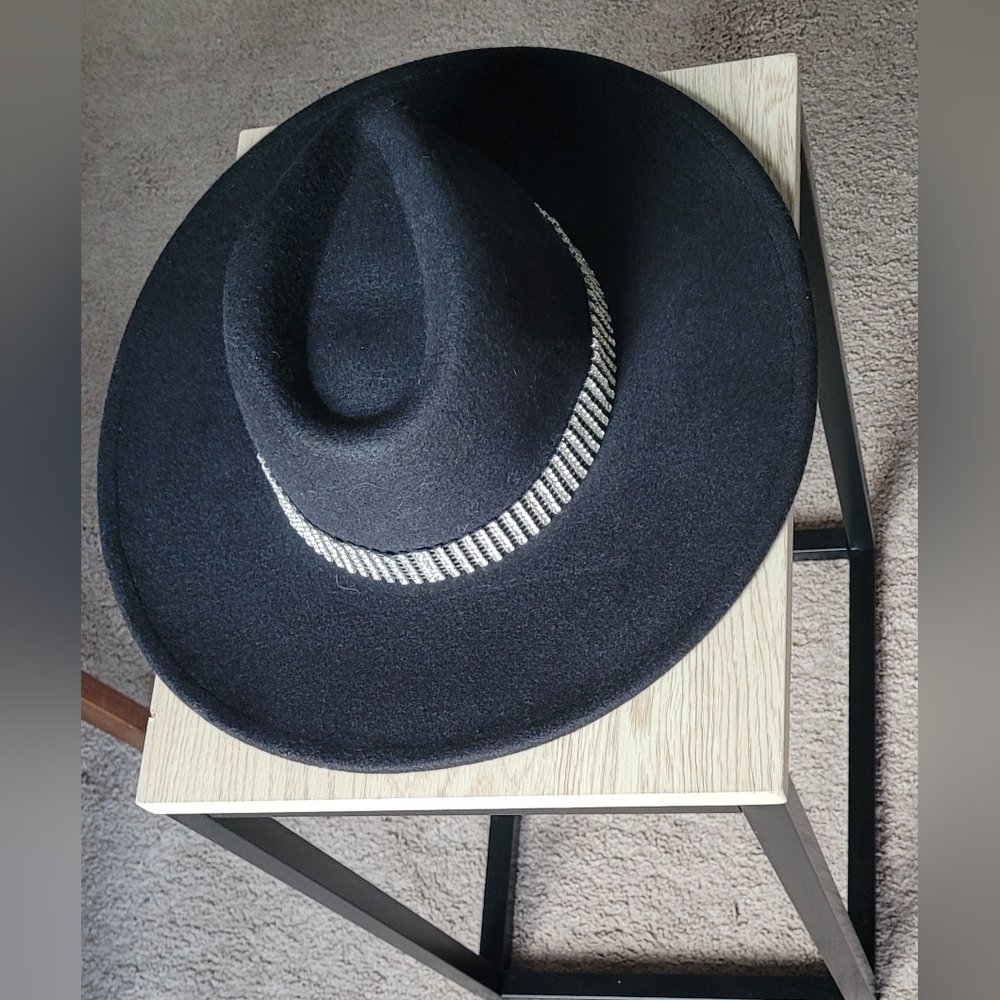 Forever 21 Fedora Style Black Rhinestoned Cowboy Hat S/M 56cm